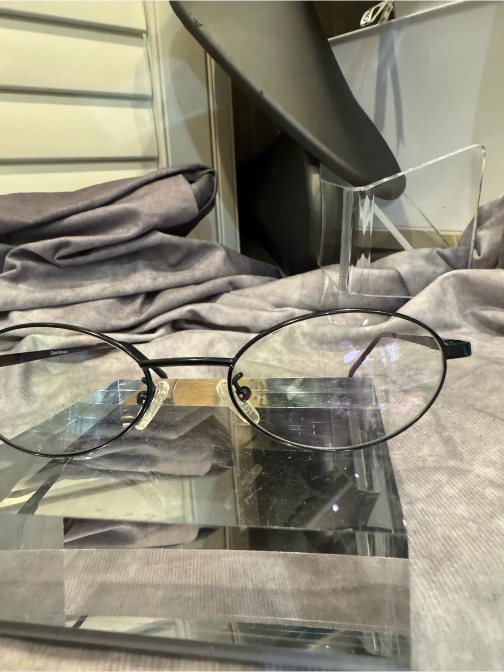 Gianni Versace Oval  Black Metal Frame Glasses - Minimalist Style